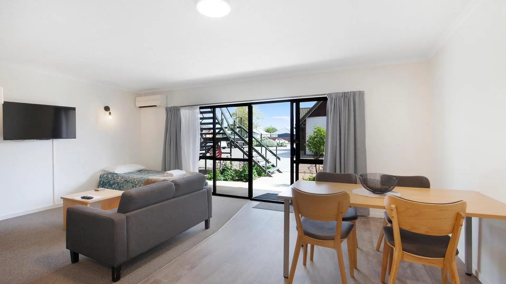 ****  Garden City Motel Christchurch New Zealand